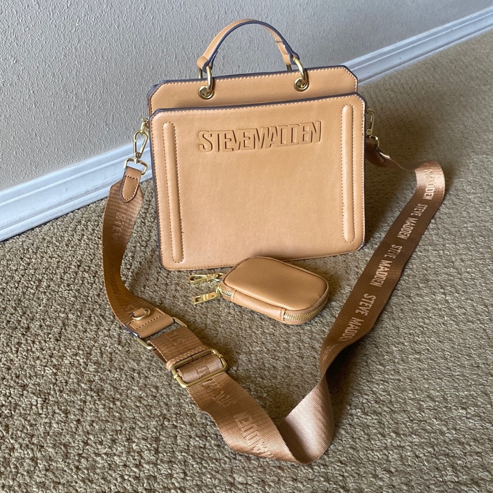 Steve Madden cross body purse